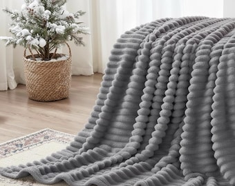 Retro Throw Blanket ,Soft Flannel Double Blanket for Sofa & Bed