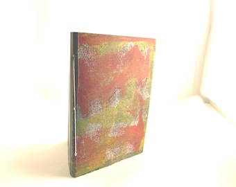 Carnet de croquis artisanal, couverture peinte technique mixte, finition cire (15,2 x 10,8 cm)