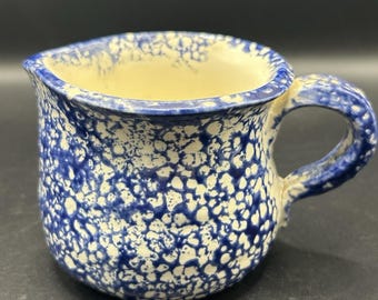 ブルースポンジウェアスタジオアート　陶器　ピッチャー　水差し　カントリー雑貨 ロイヤルカンバーランド ストーンウェア ピッチャー クリーマー ブルー