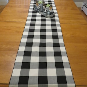 Black and White Buffalo Check Table Runner for Farmhouse Christmas, Farmhouse Décor, Christmas Cottagecore Table Topper