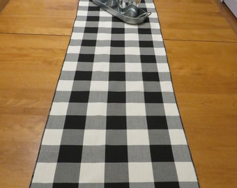 Black and White Buffalo Check Table Runner for Farmhouse Christmas, Farmhouse Décor, Christmas Cottagecore Table Topper