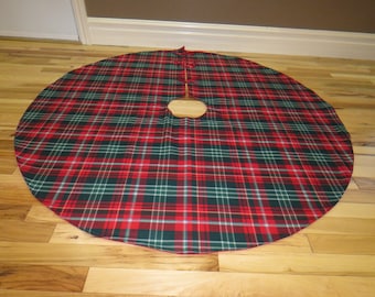 Tree Skirt, New Brunswick Tartan Christmas Tree Skirt In Red and Green Plaid