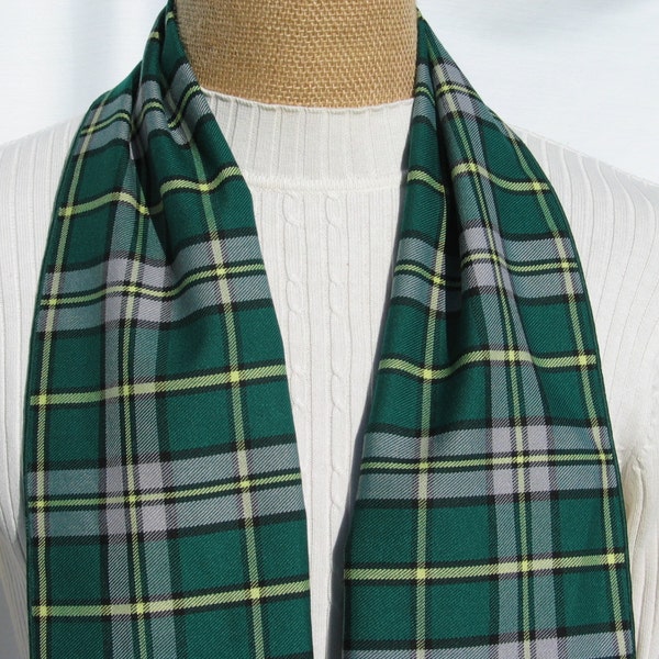 Cape Breton Tartan Scarf For Men And Women In Green and Gray Plaid