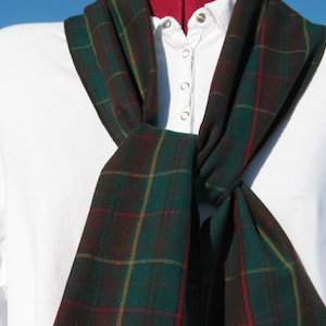 Ontario Tartan Scarf In The Ensign of Ontario Tartan, Tartan Scarf to Wear To Ottawa Legislature a Corporate Gift