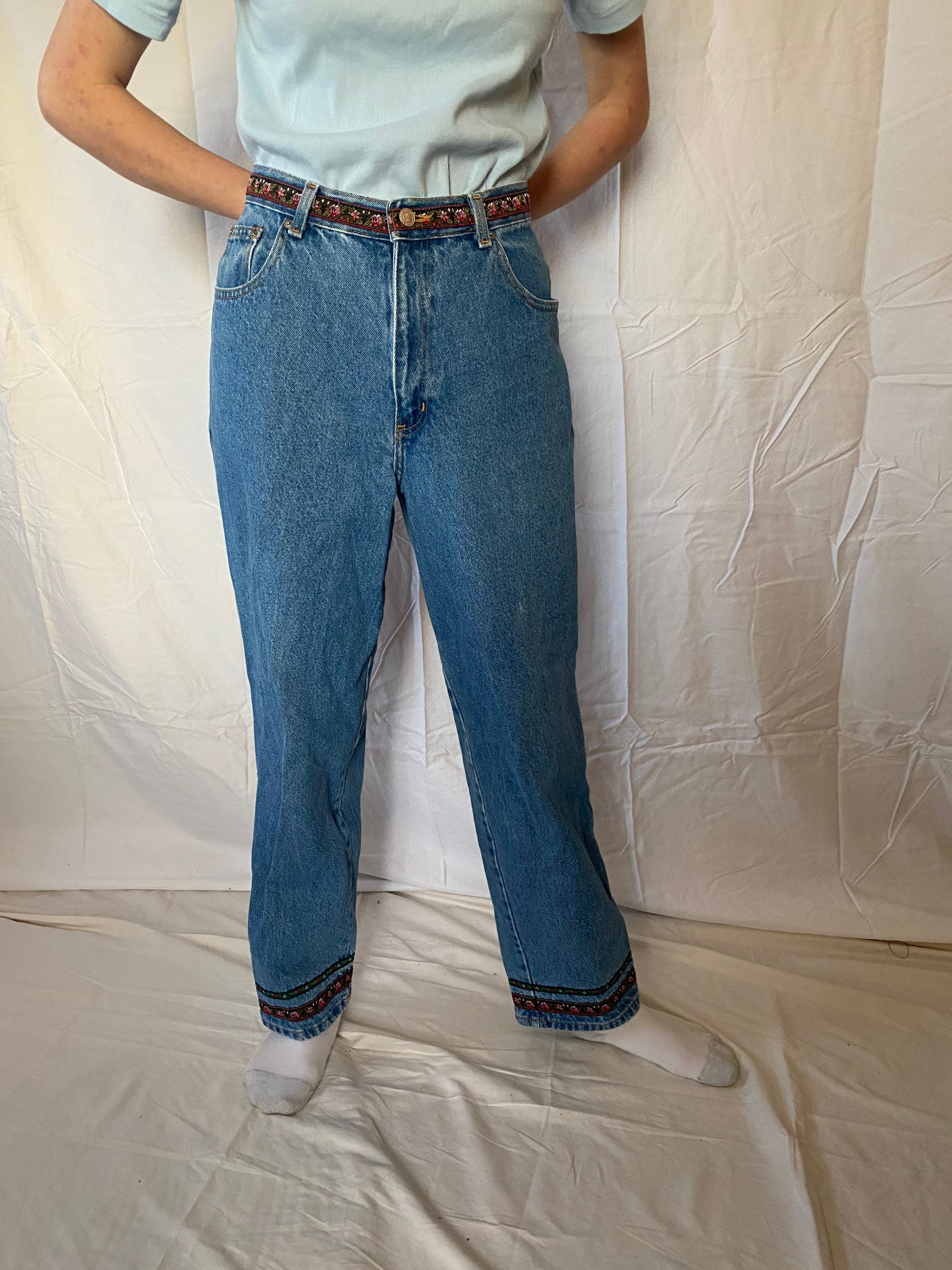Vintage Forenza Floral Detail Cropped 