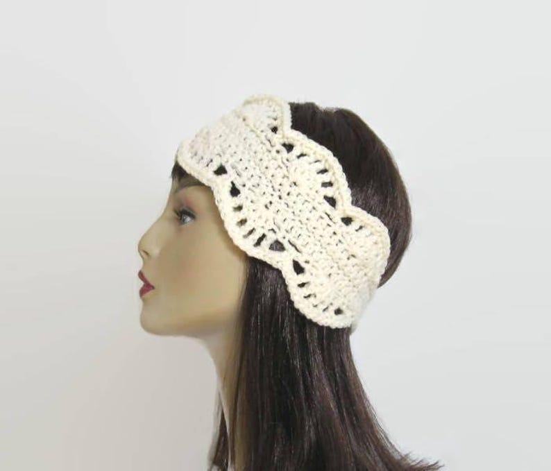 Crèmekleurige gehaakte hoofdband Crèmekleurige hoofdband met bloem Crème oorwarmer Beige oorwarmer Crème gebreide hoofdband crème hoofddoek gehaakte hoofddoek afbeelding 3