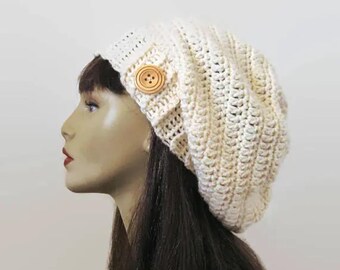 Creme häkeln Slouch Hat mit Knopf Slouchy Beanie Off-White Strick Slouch Hat Beige häkeln Hut gehäkelte Damen Hut Slouchy Hat Slouch Tam