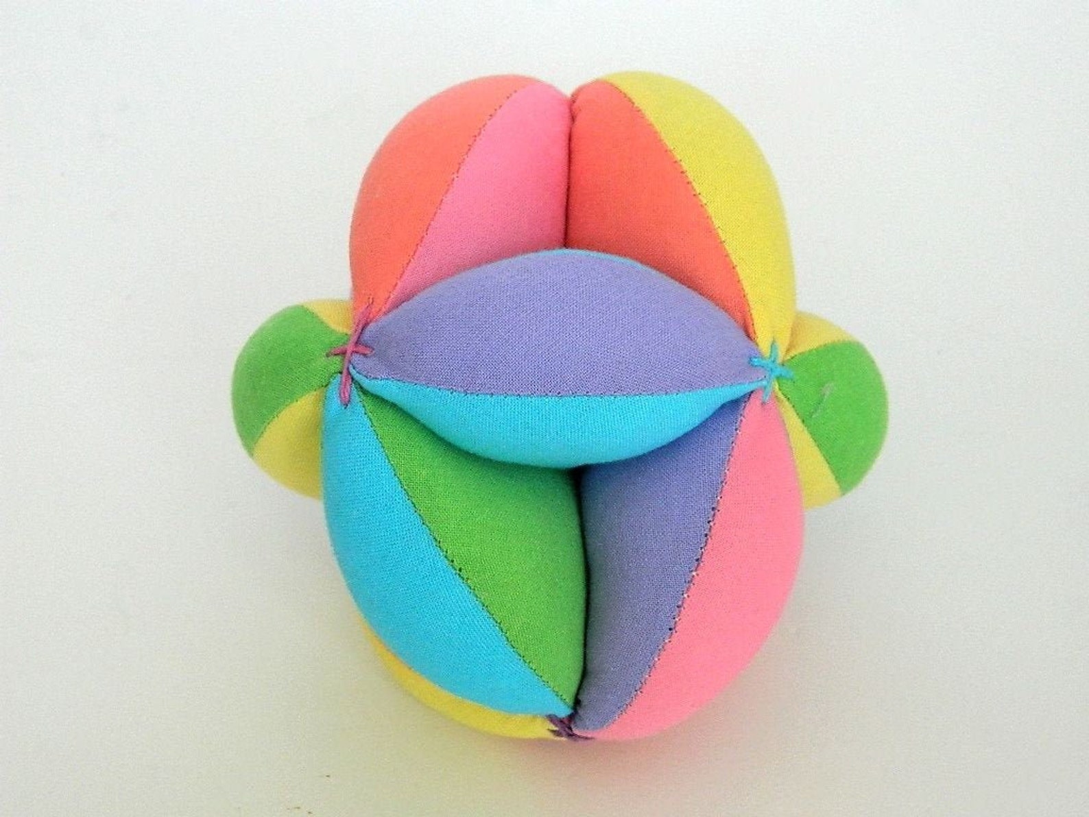 Shumee Colorful Clutch Ball For Babies