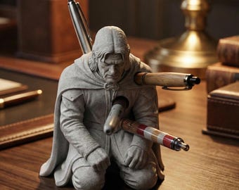Boromir Gondor Captain Slain Pen Holder - Fantasy Desk Decor Organizer, LOTR Pencil Holder, lord of the rings merchandise | gifts for men