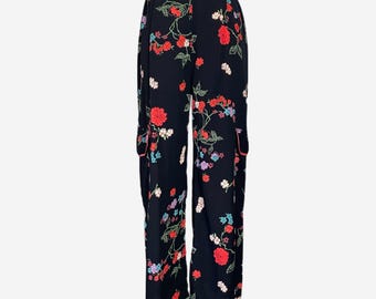 Vintage Y2K Idom Black bright floral flowy cargo pants pull on wide leg crop M