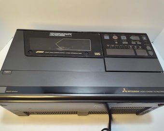 Reproductor de vídeo VHS portátil Mitsubishi 710 UR