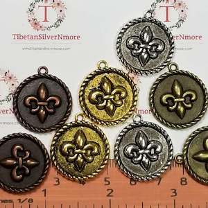 6 stuks per verpakking 24 mm Fleur de Lis Coin Charm in kleur naar keuze Loodvrij Pewter