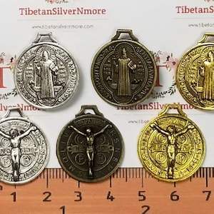 8 pieces a pack of 22mm San Benito Coin Charm with 3D Jesus figure in Antique Silver, Gold or Bronze tone Lead free Pewter