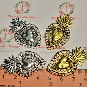 4 pcs per pack 40x24mm Sacred Heart charm Antique Silver or Gold Lead free Pewter