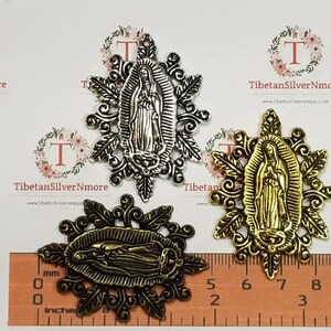 3 piezas por paquete 48 x 35 mm Colgante de Señora Guadalupe de gran tamaño con hojas Plata antigua, oro o bronce sin plomo Peltre. imagen 5
