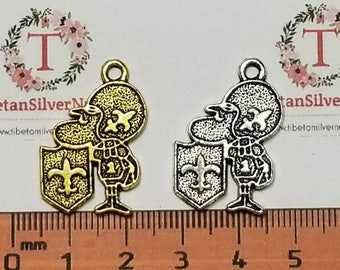 6 pcs per pack 20mm Football Player with Fleur De Lis Charm Antique Gold or Silver Finish Lead Free Pewter