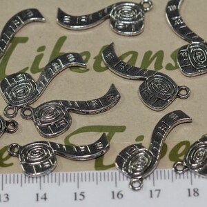 24 st per förpackning 24 x 10 mm måttband Antiksilver Blyfri tenn.