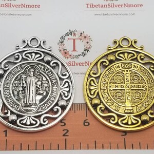 2 pcs per pack 40mm Reversible San Benito filigree decorated edge Medallion Pendant Antique Silver or Gold Lead free Pewter