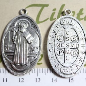 3 pcs 24x40mm Reversible San Benito Oval Coin Pendant Antique Silver Lead free Pewter