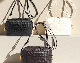Handwoven Leather Crossbody Bag – Elegant Woven Shoulder Purse for Women, Lightweight for Everyday Use, completes any look