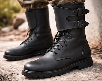 メンズ ブラックレザー コンバットブーツ | バックルストラップ ミリタリー バイカー ワークシューズ