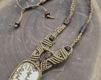 Psilomelane Dendrite stone - handmade macrame necklace