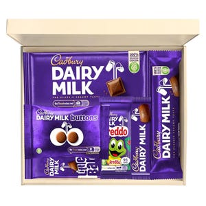 Presentkorg med mjölkchoklad | Blandade varianter, fri leverans