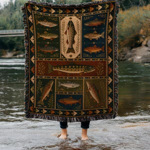 Manta tejida vintage con diseño de peces, tapiz de trucha de arte popular, adorno rústico para la pared de una cabaña, regalo para pescadores, motivo de pesca, decoración para casas de lago.