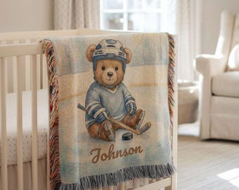 Coperta personalizzata in tessuto per neonati con scritta "Hockey" per gli amanti degli orsacchiotti / Idea regalo per baby shower per neonati / Coperta personalizzata con nome per culla per neonati, appassionati di hockey