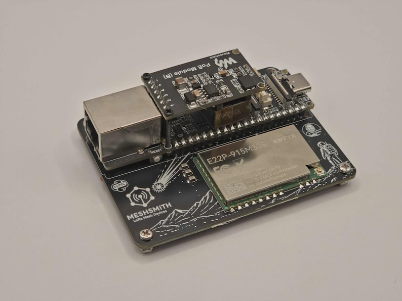 MeshSmith EtherMesh-1W Ethernet and PoE mesh radio board