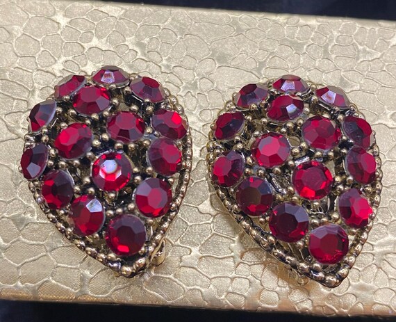 Signed Weiss Ruby Red Rhinestone Earrings • Vinta… - image 6