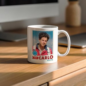 Tazza San Carlo Acutis Tazza retrò con santo cattolico