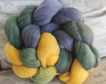Hand Dyed Rambouillet Combed Top, 'Sea Gold'