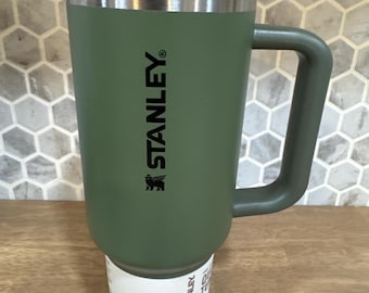 Dark Green with silver ring 40oz  Flip Straw Tumbler