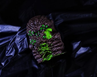 Venomblight spooky spider magnet