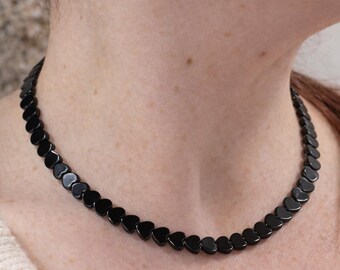 Collana con perle di onice nera / Girocollo con cristalli curativi fatto a mano / Gioielli con pietre protettive / Realizzato a mano da un'azienda a conduzione familiare