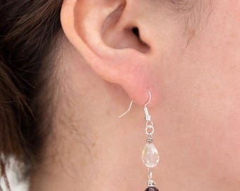 Orecchini pendenti con cristalli viola • Fatti a mano da un piccolo negozio di proprietà di una mamma