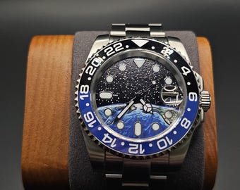 Reloj de buceo automático personalizado "Tierra" - Seiko NH35 Mod. Cristal de zafiro grabado. Regalo con temática de planetas.