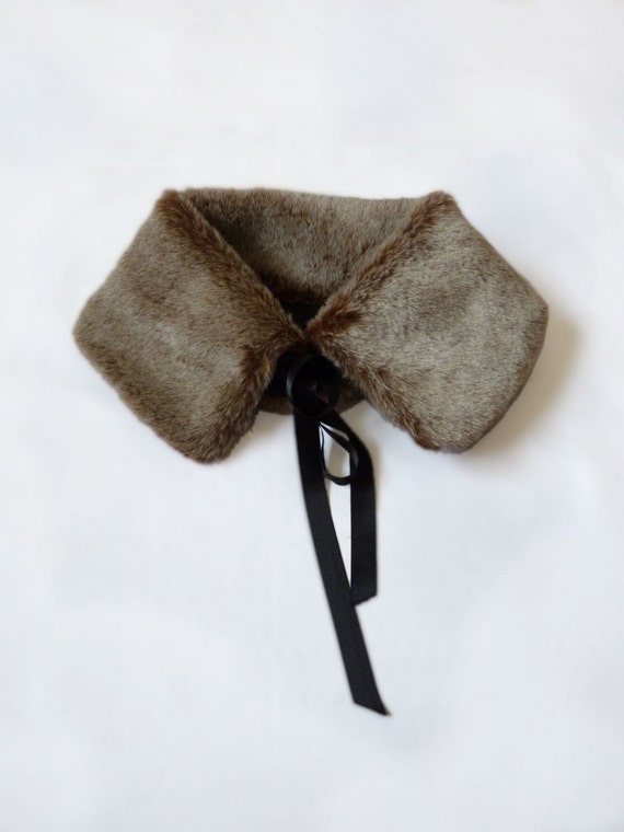 Items similar to Removable FUR COLLAR on Etsy