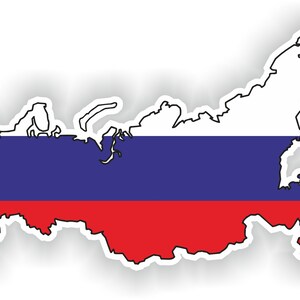 Puede incluir: Un contorno blanco del mapa de Rusia con los colores de la bandera rusa: blanco, azul y rojo.