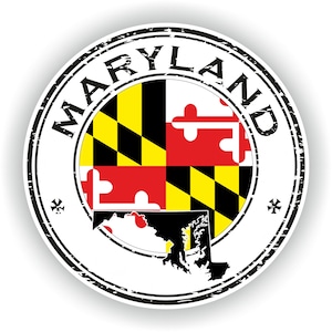 Può includere: Un timbro circolare usurato con la parola "MARYLAND" in lettere nere attorno al bordo. Il centro del timbro presenta la bandiera dello stato del Maryland con un contorno nero dello stato del Maryland.