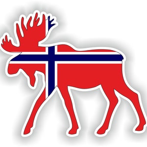 Könnte beinhalten: Eine rote Elch-Silhouette mit einem norwegischen Flaggenmuster in Blau und Weiß.
