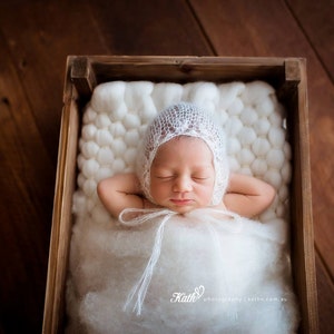 PDF Knitting Pattern newborn photography prop mohair daisy chain bonnet 40 image 2