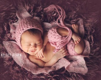 PDF Knitting Pattern - newborn photography prop Sienna shorties SET #67
