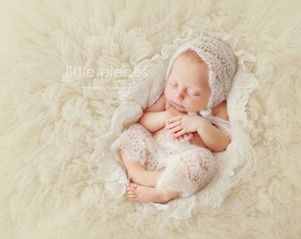 PDF CROCHET Pattern - newborn photography prop dainty blossom bonnet  and pant set #110