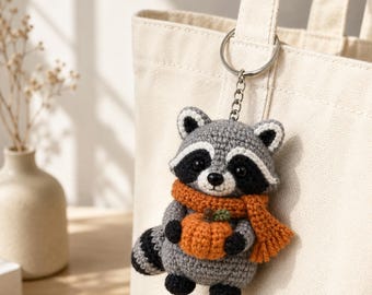 Crochet Raccoon Keychain, Cute Pumpkin Raccoon Bag Charm, Fall Amigurumi Keyring, Autumn Animal Backpack Charm, Raccoon Lover Gift