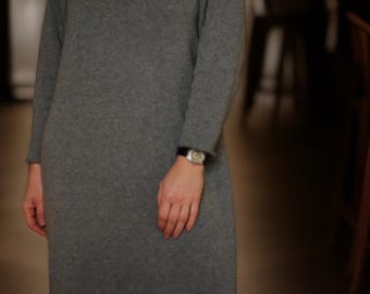 Sukienka dzianinowa z wełny merynosów, ręcznie robiona – szary golf, niestandardowy rozmiar