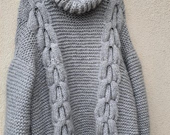 Ręcznie robiony na drutach sweter z golfem z alpaki i wełny merynosów