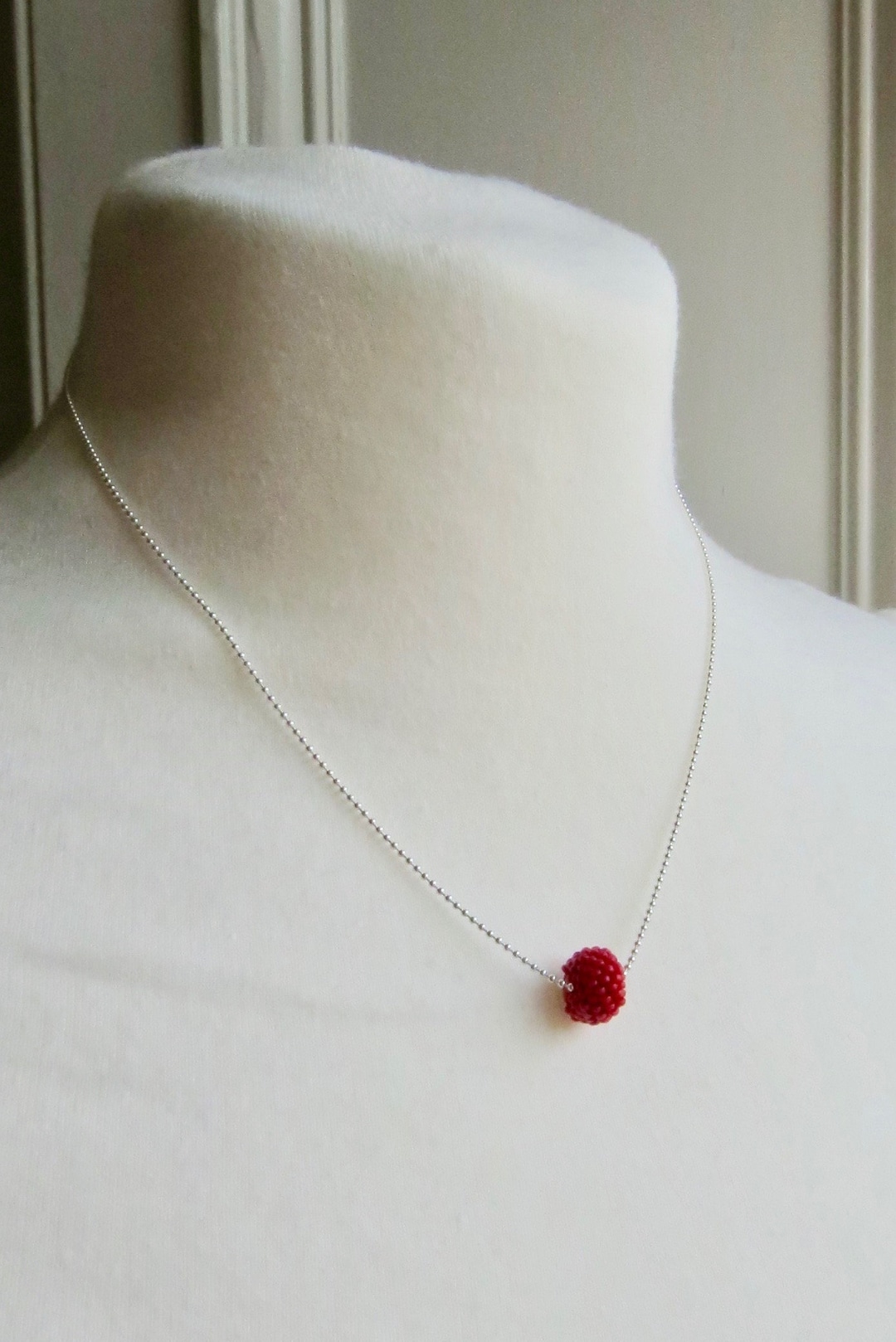 Red beads chain Clearance