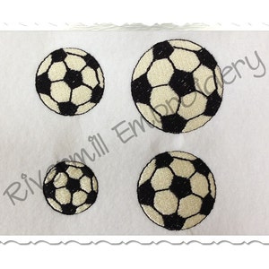 小型ミニサッカーボールの刺繍デザイン - 4サイズ - 即時ダウンロード PES DST デジタルファイル Rivermill Embroidery